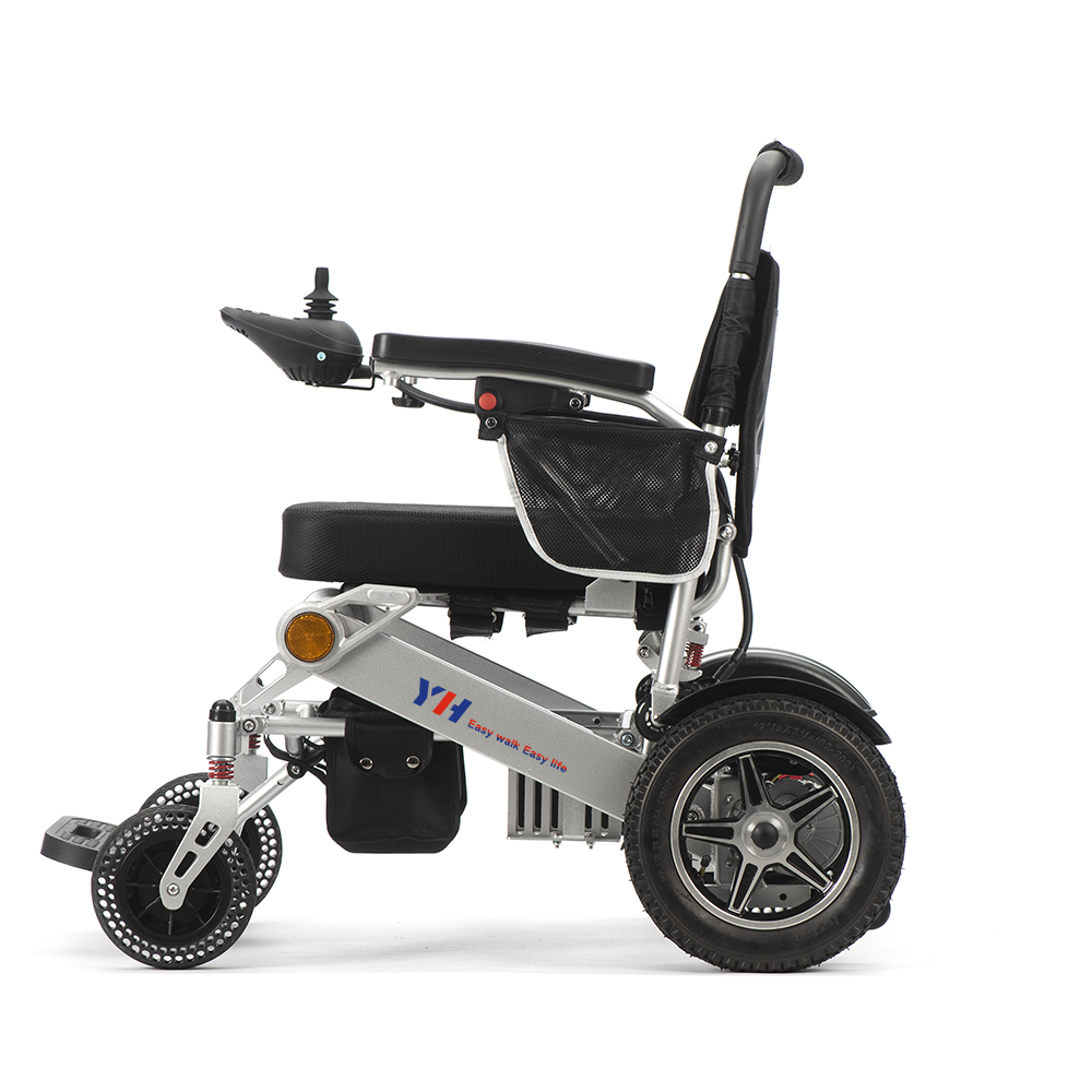 Lightweight and portable electric wheelchair 